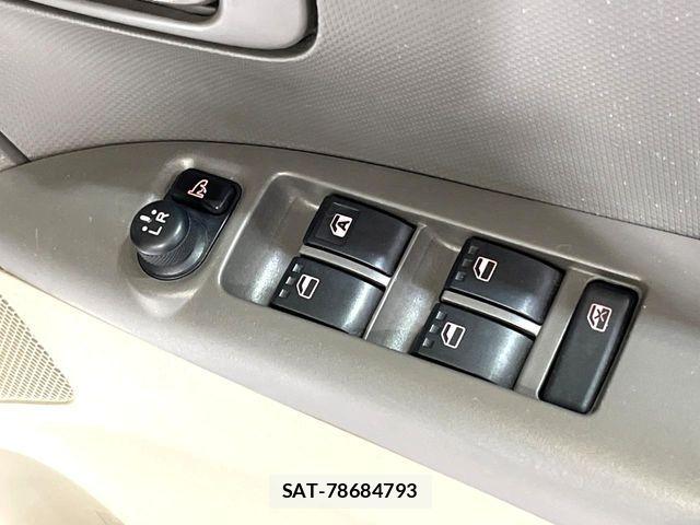Daihatsu TANTO 2011-09 8528567-5