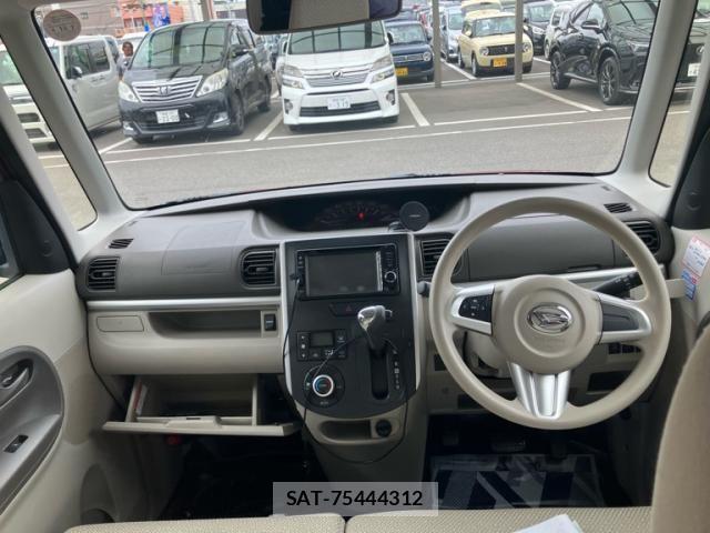 Daihatsu TANTO 2013-10 8527700-11