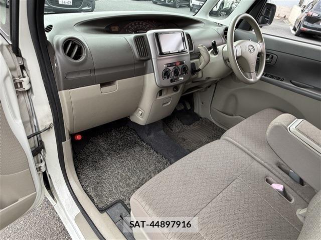 Daihatsu TANTO 2011-09 8527705-18