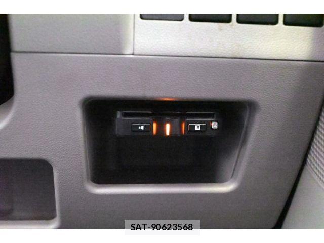 Daihatsu TANTO 2016-11 8527701-18