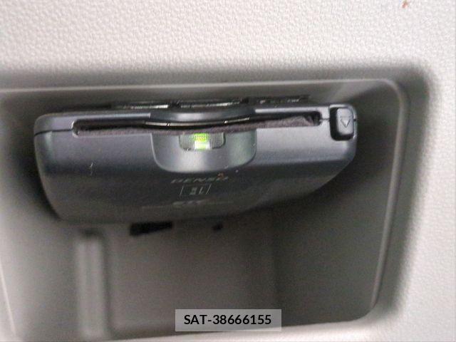 Daihatsu TANTO 2015-08 8527698-13