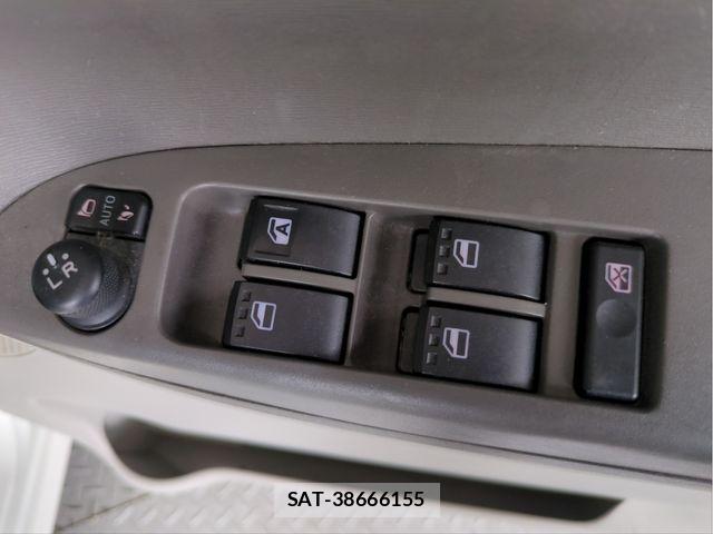 Daihatsu TANTO 2015-08 8527698-29