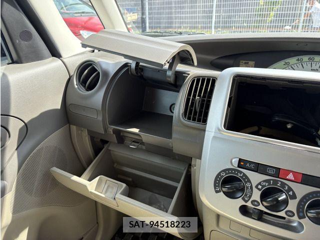 Daihatsu TANTO 2009-12 8563740-8