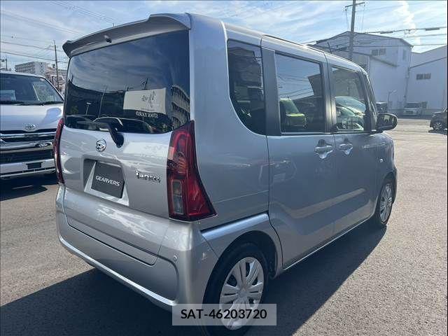 Daihatsu TANTO 2022-07 8563733-7