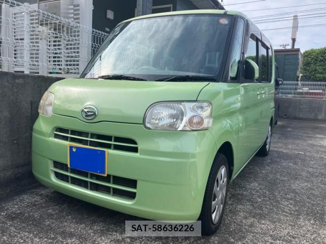 Daihatsu TANTO 2011-08 8563750-0