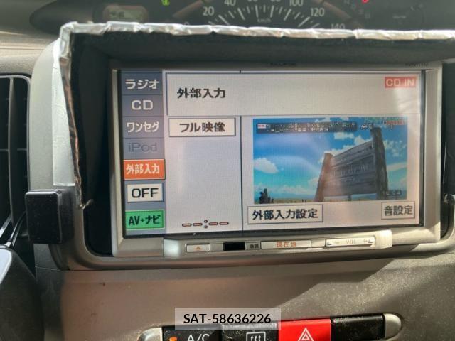 Daihatsu TANTO 2011-08 8563750-19