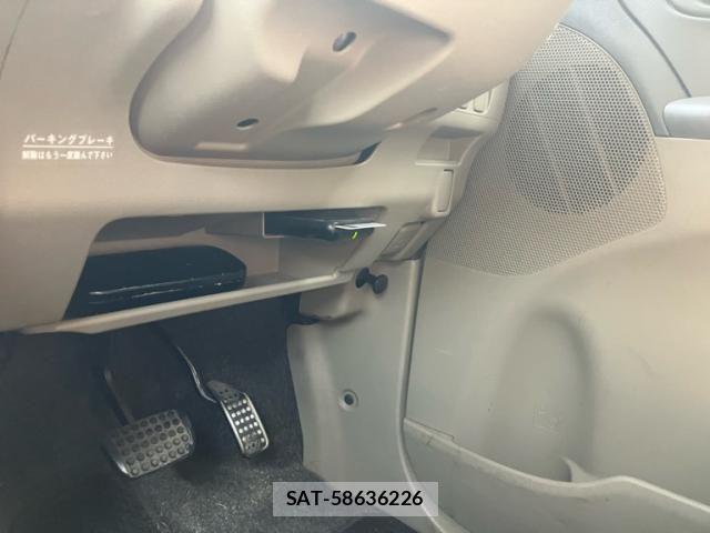 Daihatsu TANTO 2011-08 8563750-20