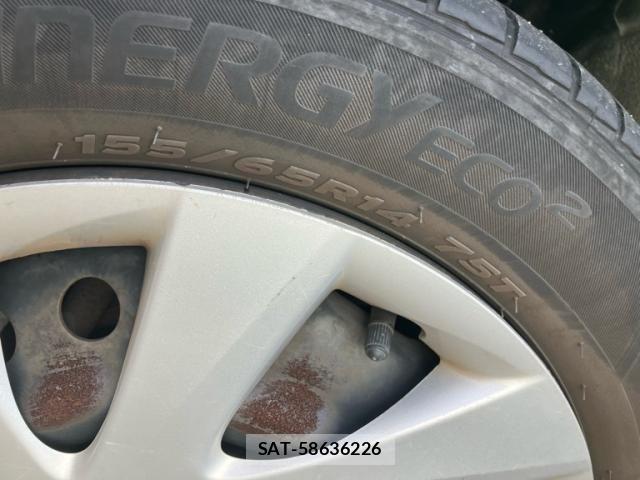 Daihatsu TANTO 2011-08 8563750-2