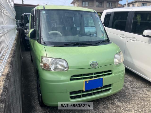 Daihatsu TANTO 2011-08 8563750-3