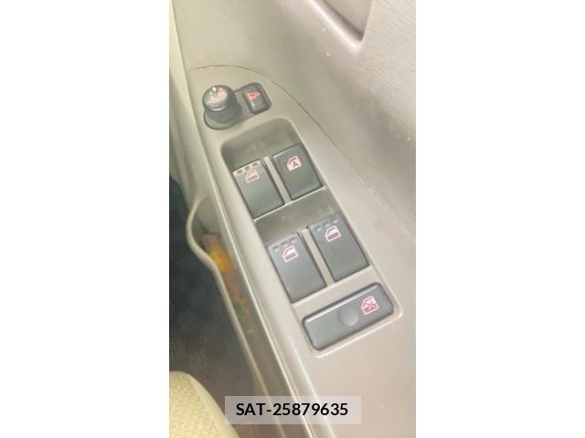 Daihatsu TANTO 2013-11 8563755-12