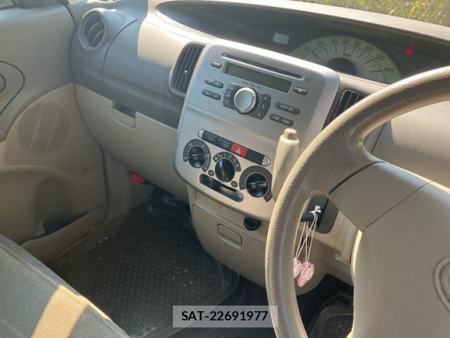 Daihatsu TANTO 2010-02 8563749-10