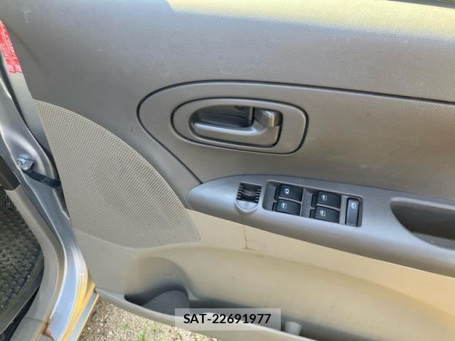 Daihatsu TANTO 2010-02 8563749-11