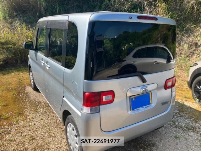 Daihatsu TANTO 2010-02 8563749-17