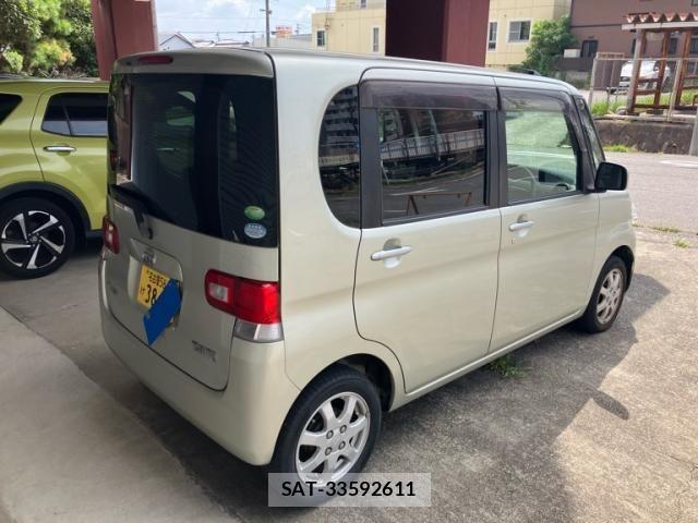 Daihatsu TANTO 2013-09 8563741-1