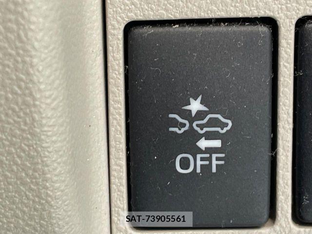 Daihatsu TANTO 2013-10 8563734-3