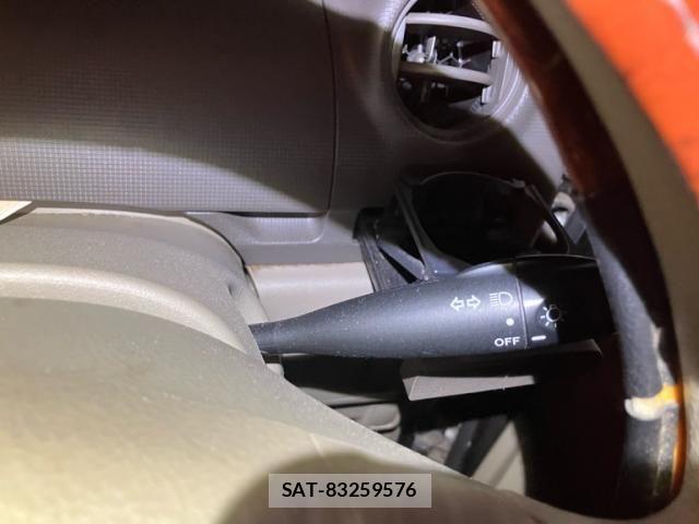 Daihatsu TANTO 2011-09 8629294-16