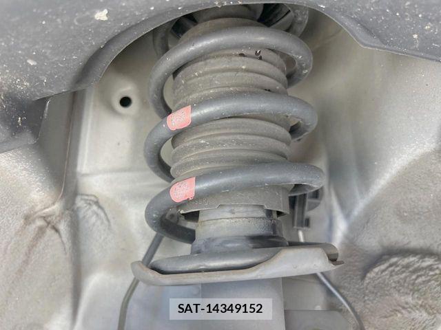 Daihatsu TANTO 2016-04 8629281-19