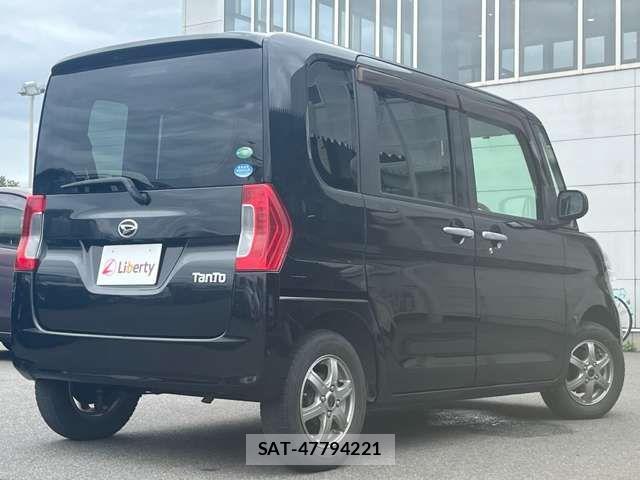 Daihatsu TANTO 2016-03 8629283-13