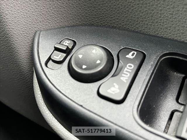 Daihatsu TANTO 2019-11 8629276-17
