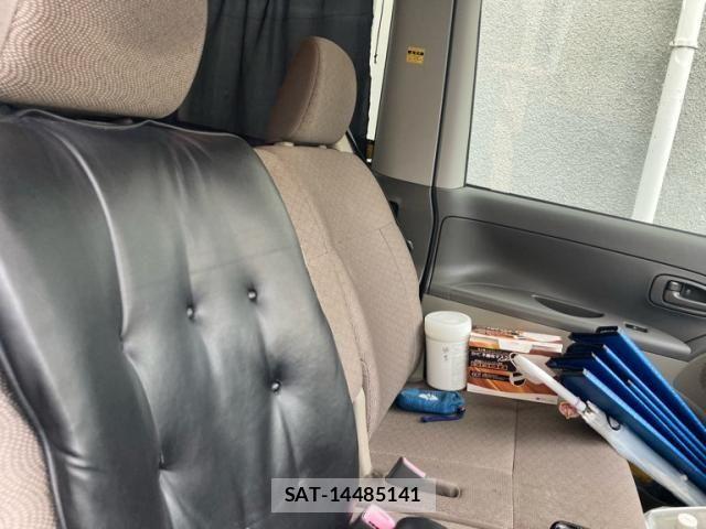Daihatsu TANTO 2011-06 8667010-9
