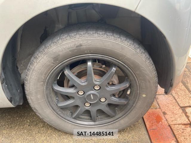 Daihatsu TANTO 2011-06 8667010-6