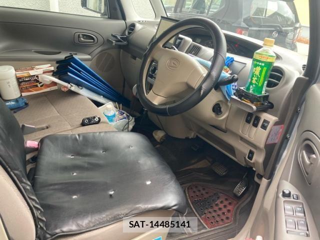 Daihatsu TANTO 2011-06 8667010-8