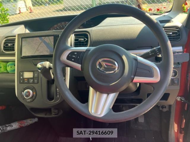 Daihatsu TANTO 2014-10 8661908-17
