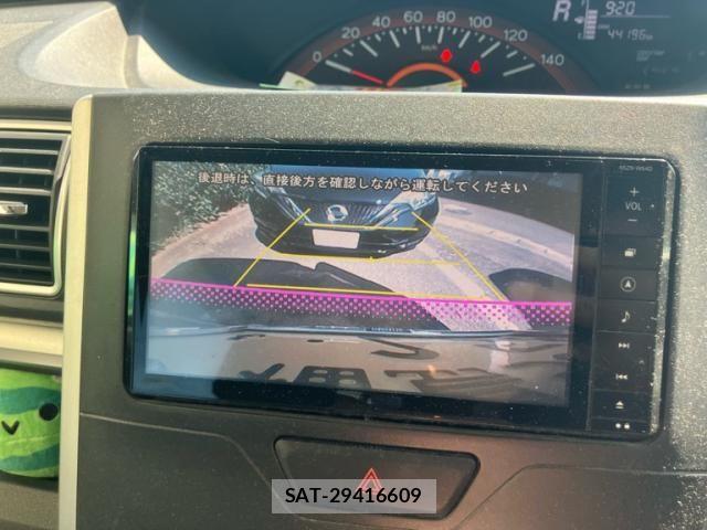 Daihatsu TANTO 2014-10 8661908-22
