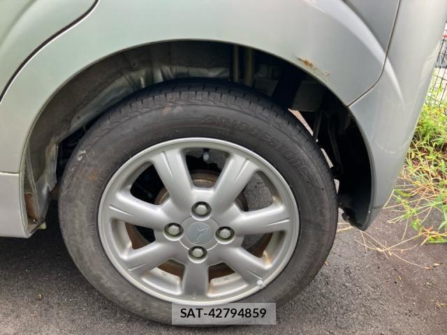 Daihatsu TANTO 2005-11 8661920-9