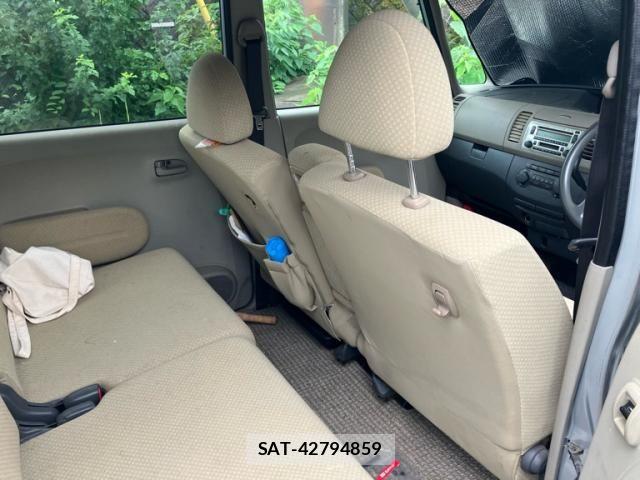 Daihatsu TANTO 2005-11 8661920-12