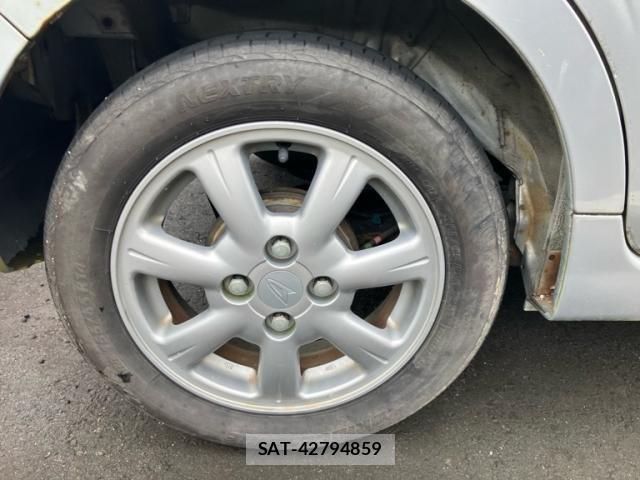 Daihatsu TANTO 2005-11 8661920-4