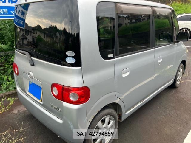Daihatsu TANTO 2005-11 8661920-5