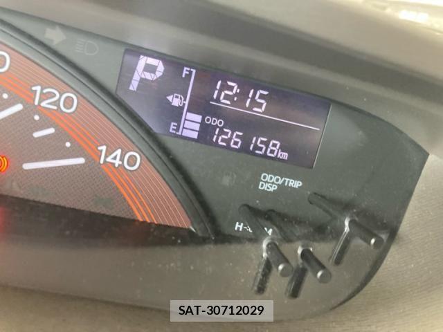Daihatsu TANTO 2014-05 8661917-16