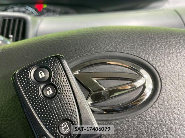 Daihatsu TANTO 2013-07 8661905-5