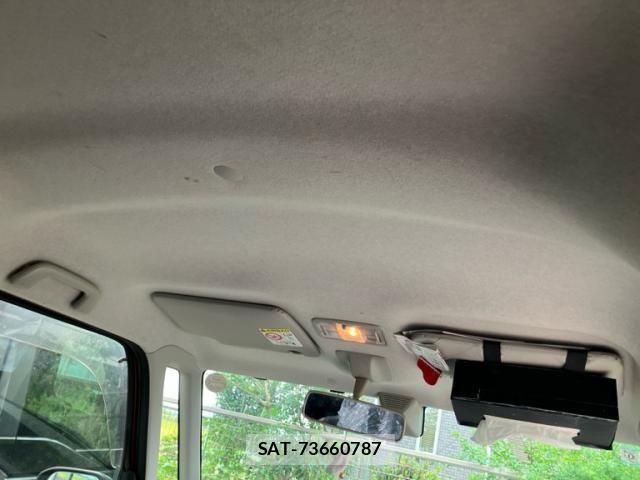 Daihatsu TANTO 2015-09 8661915-13
