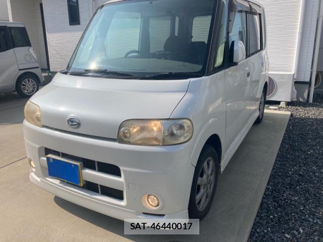 Daihatsu TANTO 2007-11 8667012-1