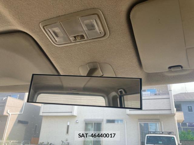 Daihatsu TANTO 2007-11 8667012-21