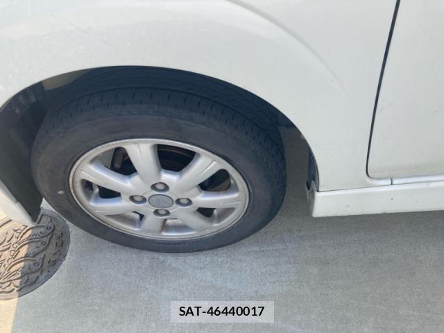 Daihatsu TANTO 2007-11 8667012-7