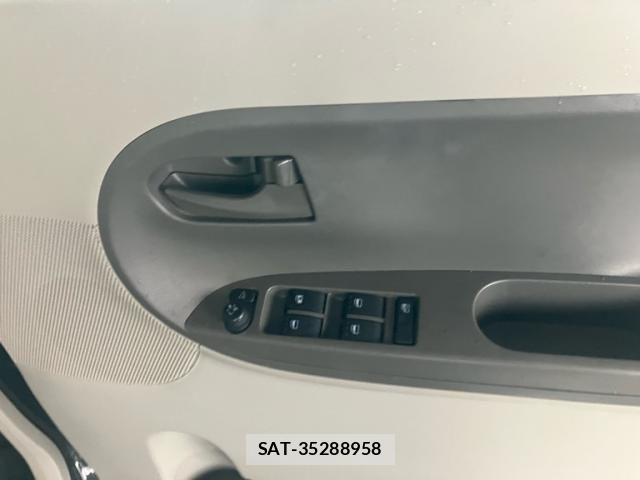 Daihatsu TANTO 2014-10 8661909-14