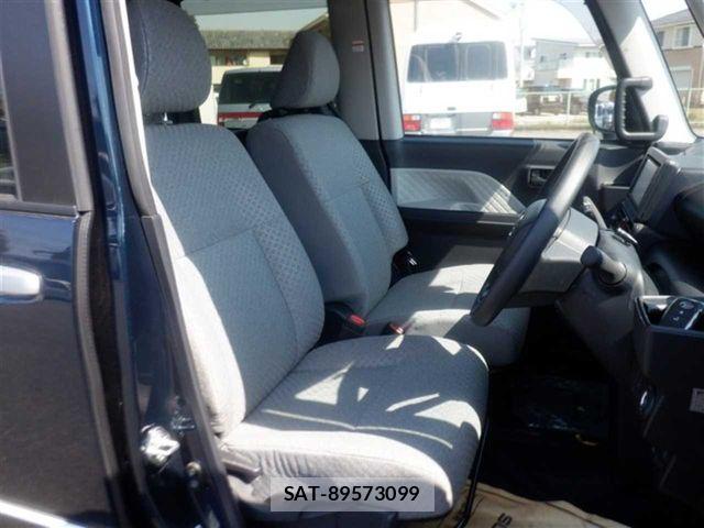 Daihatsu TANTO 2021-08 8661890-3