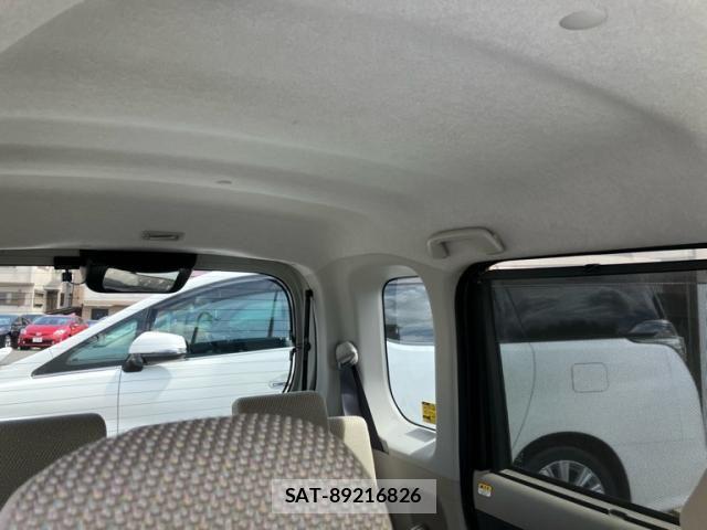 Daihatsu TANTO 2013-12 8661914-8
