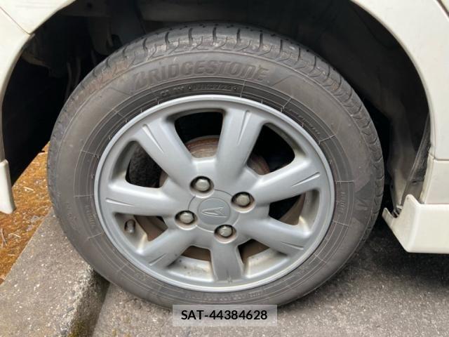 Daihatsu TANTO 2007-01 8661918-6