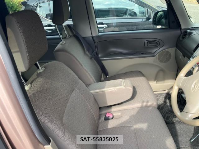 Daihatsu TANTO 2012-08 8661916-15