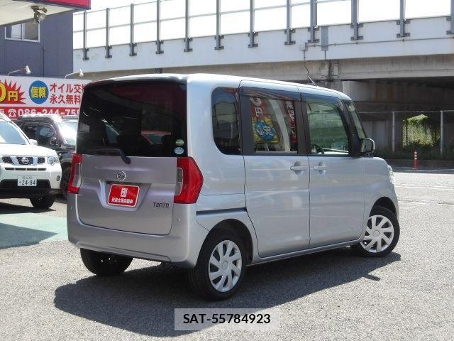 Daihatsu TANTO 2017-11 8661904-5