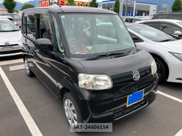 Daihatsu TANTO 2011-11 8661912-2