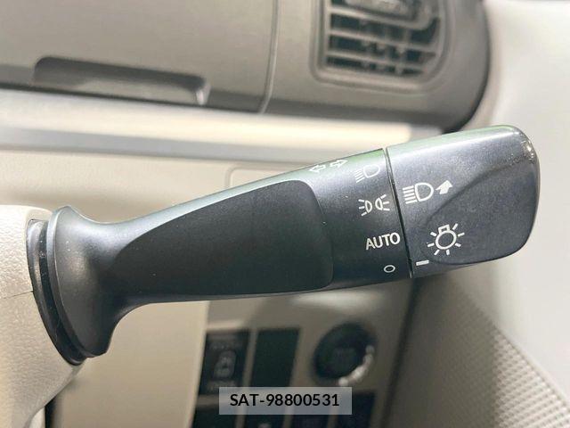 Daihatsu TANTO 2015-09 8661906-5