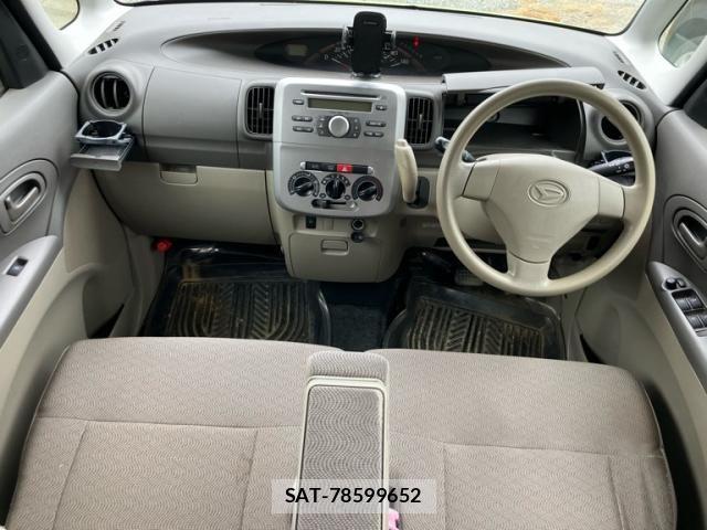 Daihatsu TANTO 2011-09 8667011-13