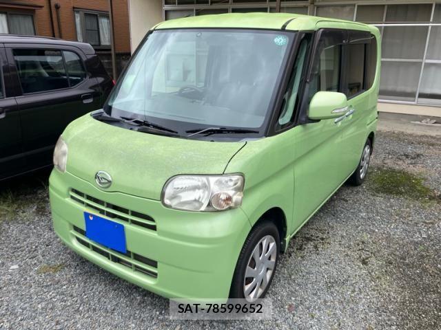 Daihatsu TANTO 2011-09 8667011-2