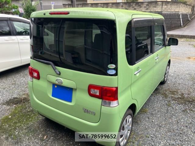 Daihatsu TANTO 2011-09 8667011-3