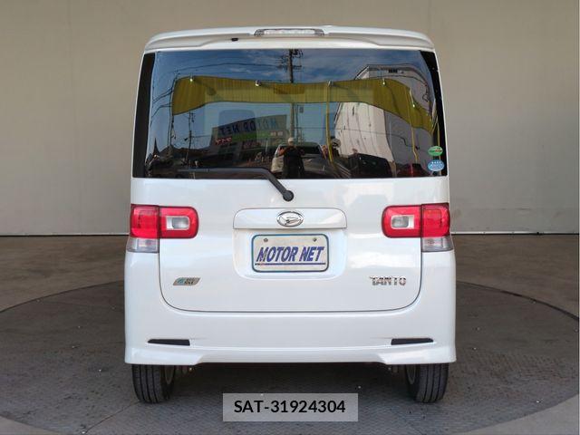 Daihatsu TANTO 2013-08 8661907-17